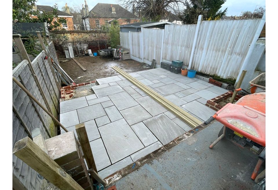 Narrow Rear Garden, Norwich - Narrow Rear Garden - Laying the Porcelain Patio